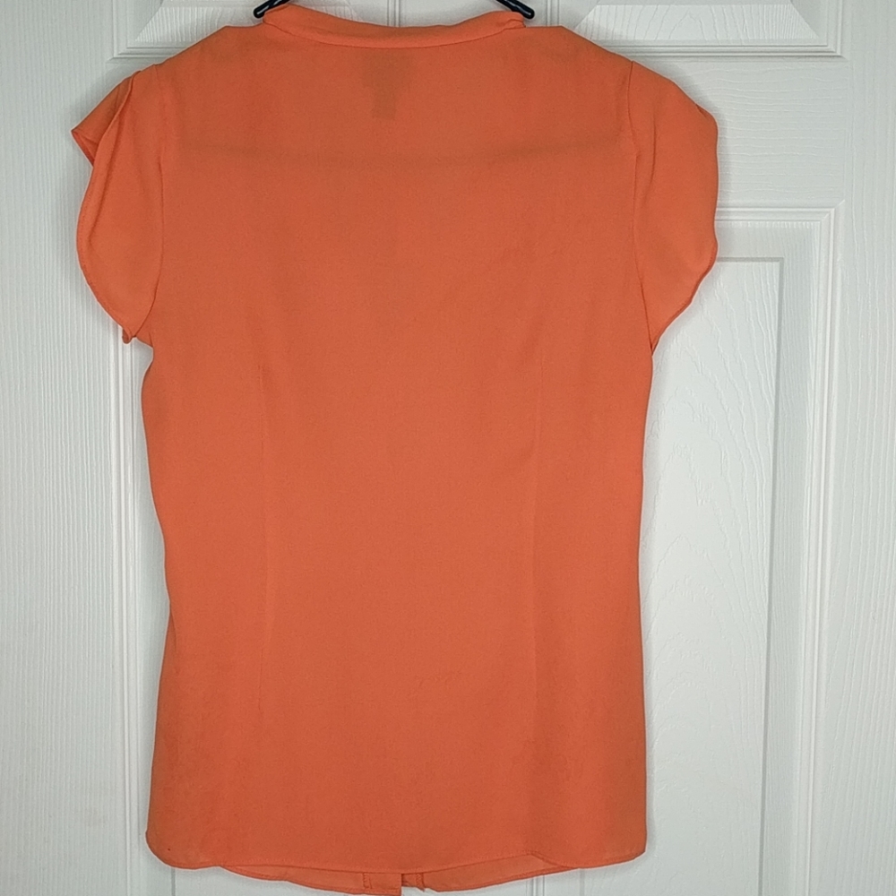 Beautiful blouse - Picture 2 of 2